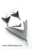 Háromszögek szett, fehér-szürke-fekete-ezüst